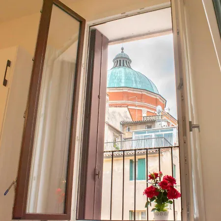 Vista Sul Duomo Petite House